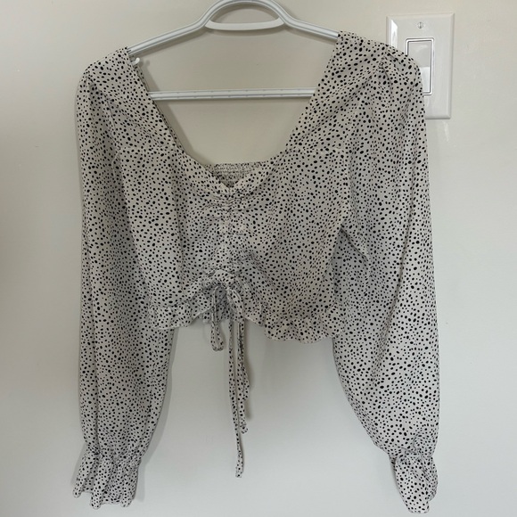 Adjustable front tie top - Picture 1 of 5